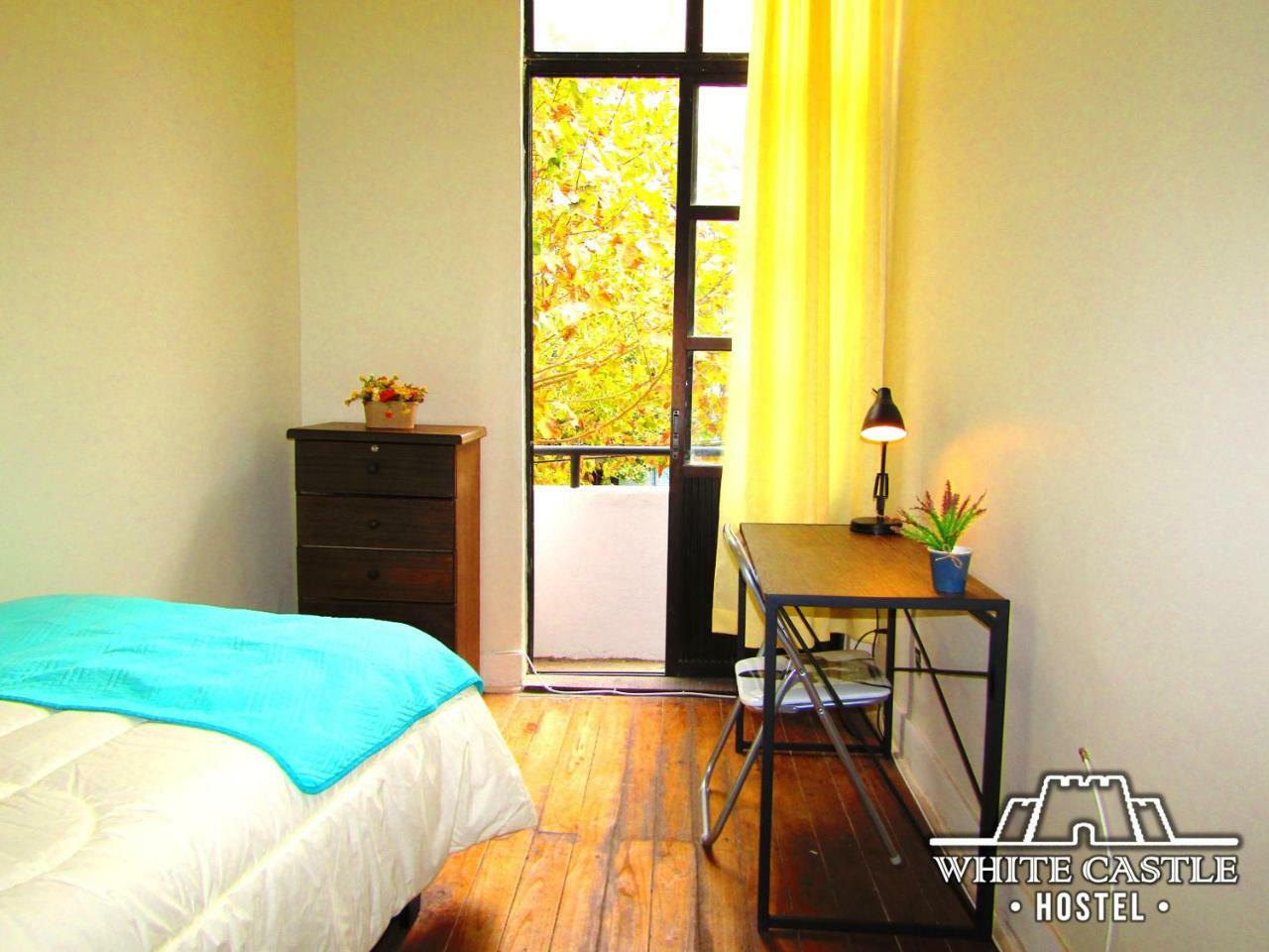 White Castle Hostel Valparaiso Exterior photo